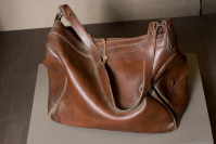 Marilyn%20Levine%2C%20%3Cb%3E%3Ci%3E%20Handbag%3C%2Fi%3E%3C%2Fb%3E%2C%201988%2C%20ceramic%2C%20Gift%20of%20Douglas%20and%20Lila%20Goodman%2C%20%26%23169%3B%20unknown%2C%20research%20required%2C%202001.90.17